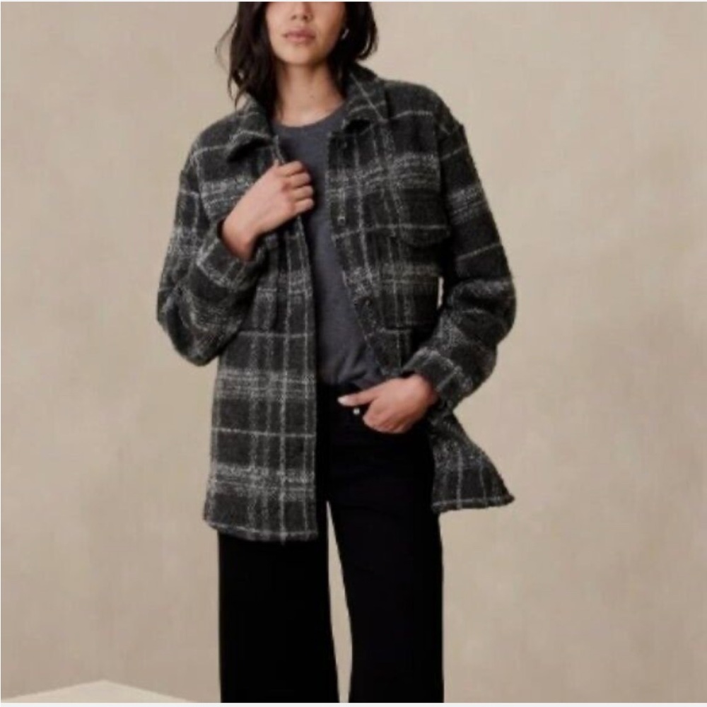 Banana Republic Dark Plaid Shacket Size L